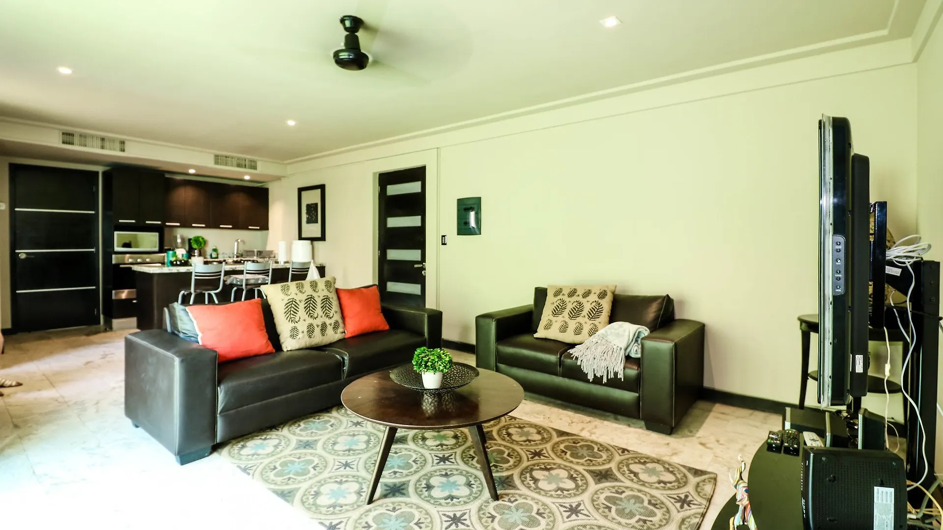 Lotus #4 Apartment Playa del Carmen Mexico